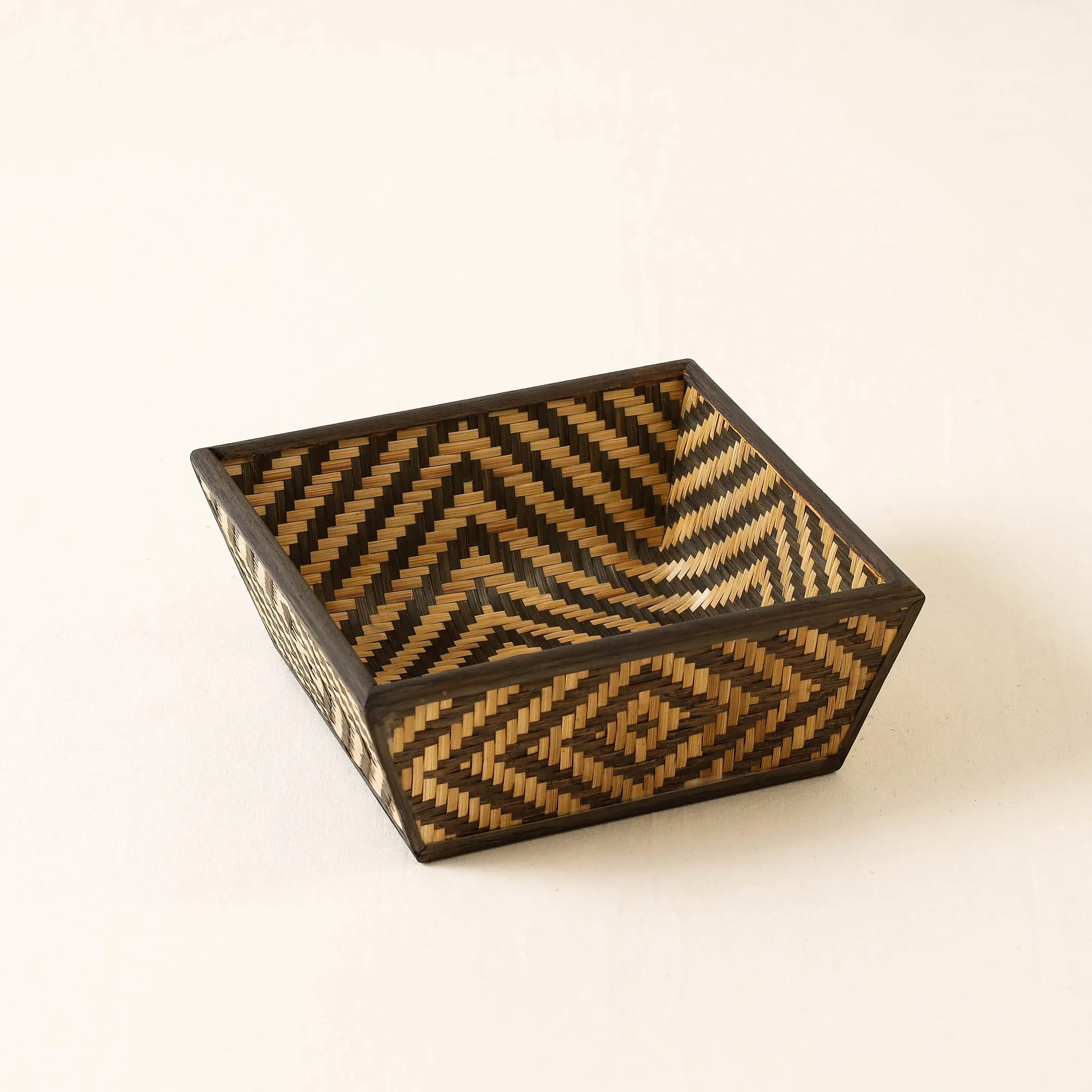 Kadam Haat Handmade Bamboo Fruit Basket (Black - Set of 2)